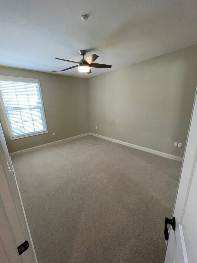 Building Photo - 3610 Capoterra Way