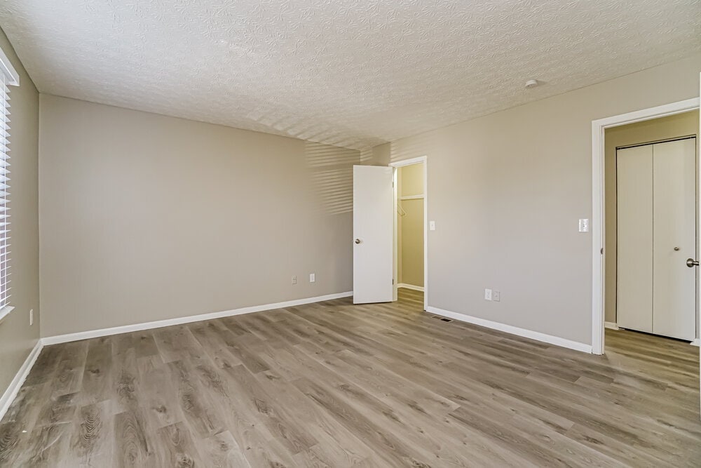 Building Photo - 6047 Rover Ln