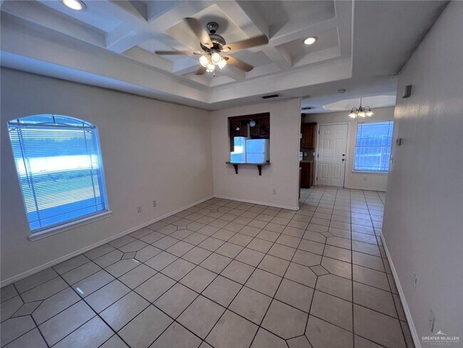Building Photo - 20 Diamondhead Ave