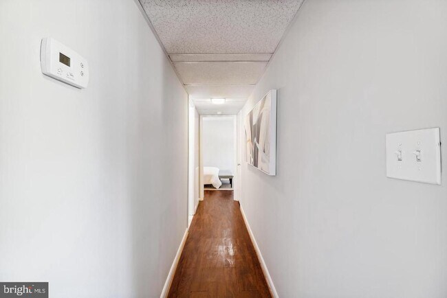 Building Photo - 3314 S 28th St