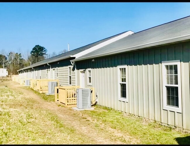 Building Photo - 4005 County Rd 34