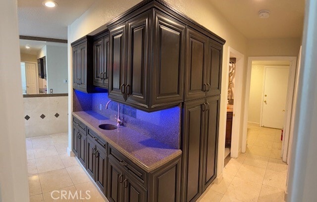 Building Photo - 3350 Deaver Dr