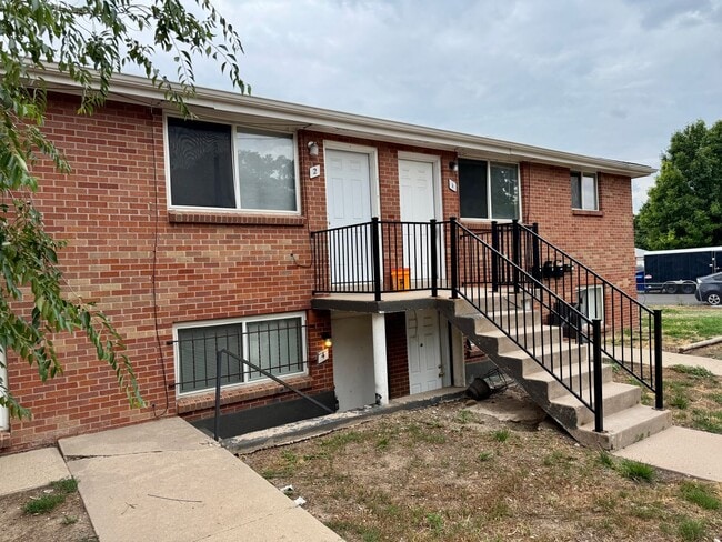 Building Photo - Affordable Lakewood Living – Cozy Single-Family Home for Rent