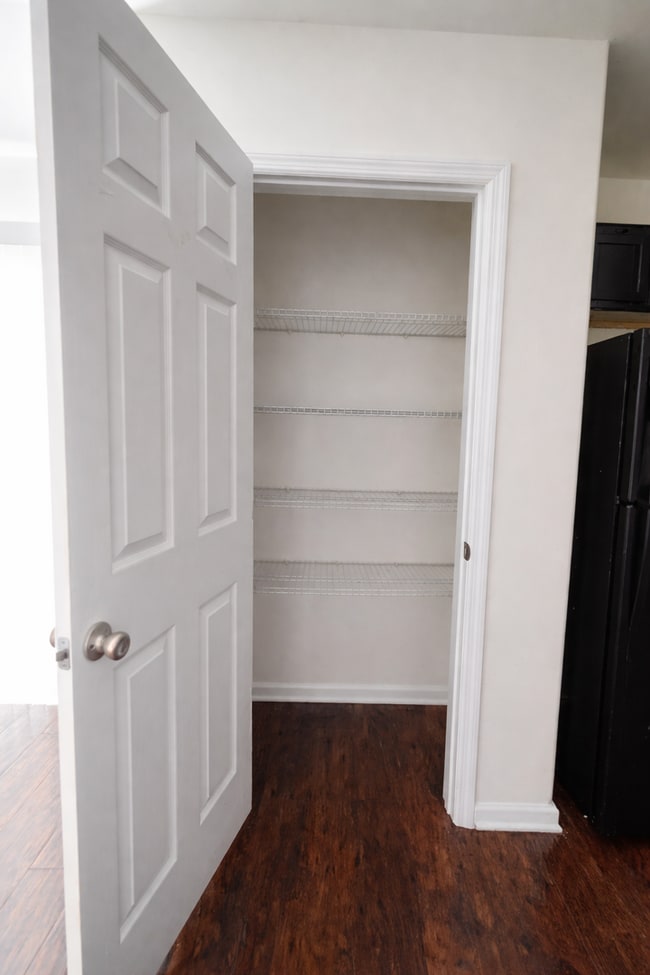 Building Photo - 10 Millie Ln