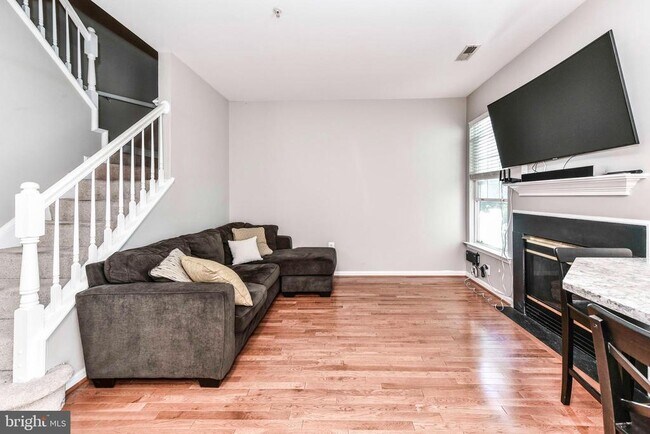 Building Photo - 11400 Windleaf Ct