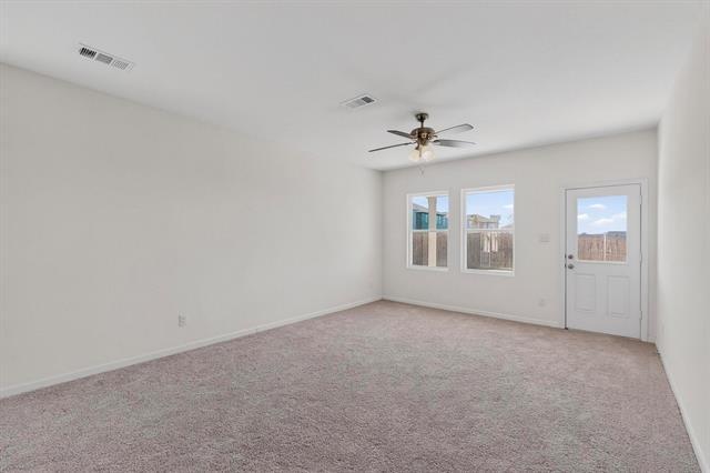 Building Photo - 225 Savannah Wy