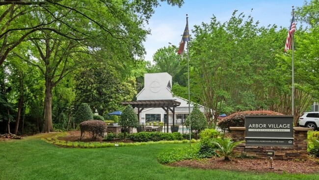 Building Photo - 839 Shadow Elm Dr
