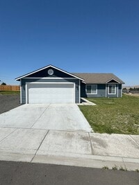 Building Photo - Top of the world in Umatilla