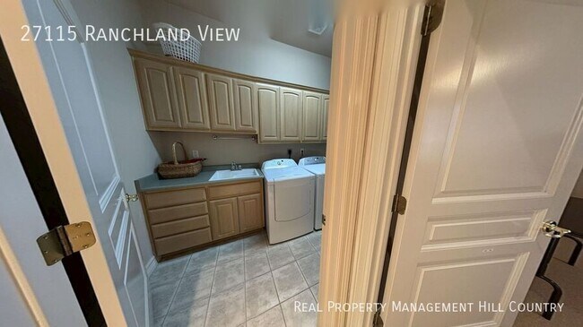 Building Photo - 27115 Ranchland Vw