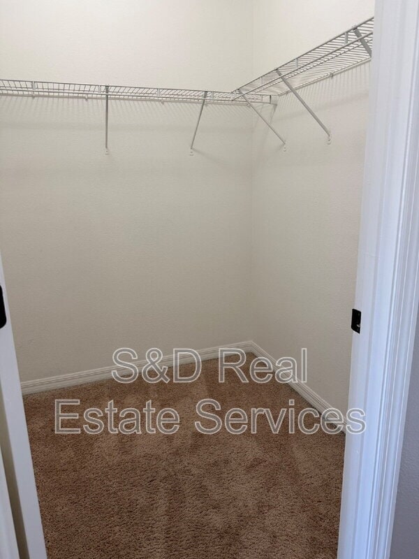 Building Photo - 6191 Grey Heron Dr