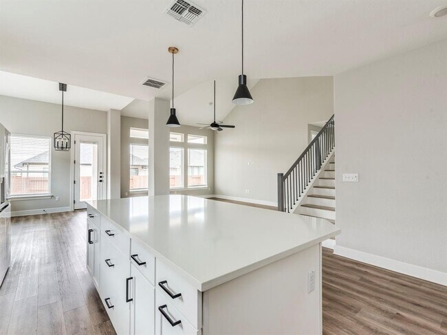 Building Photo - 8905 Centurion Path