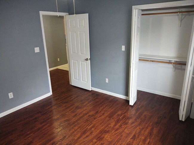 Building Photo - 707 STURGEN DR.
