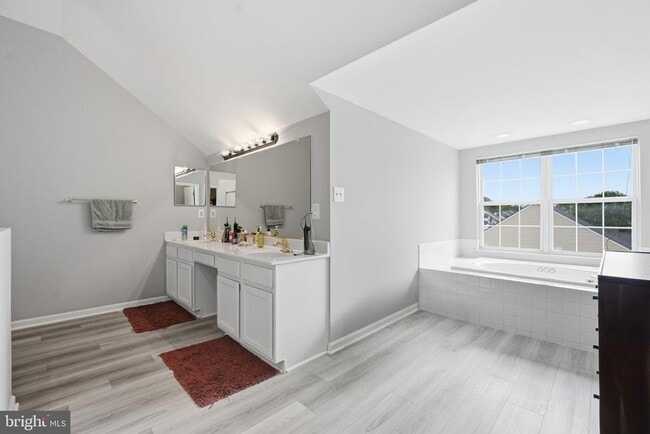 Building Photo - 6320 Dunman Way