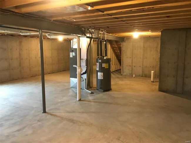 Building Photo - 177 Lake Tucci Cir