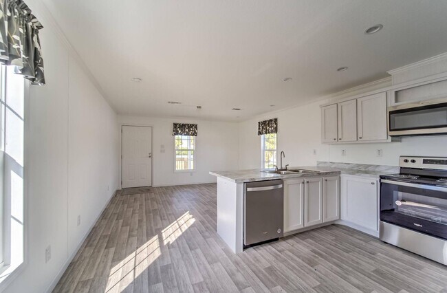 Building Photo - 716 Satsuma St