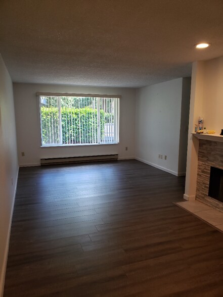 Building Photo - 518 S 321st St