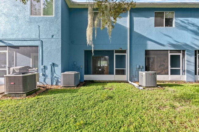 Building Photo - 337 Wilton Cir