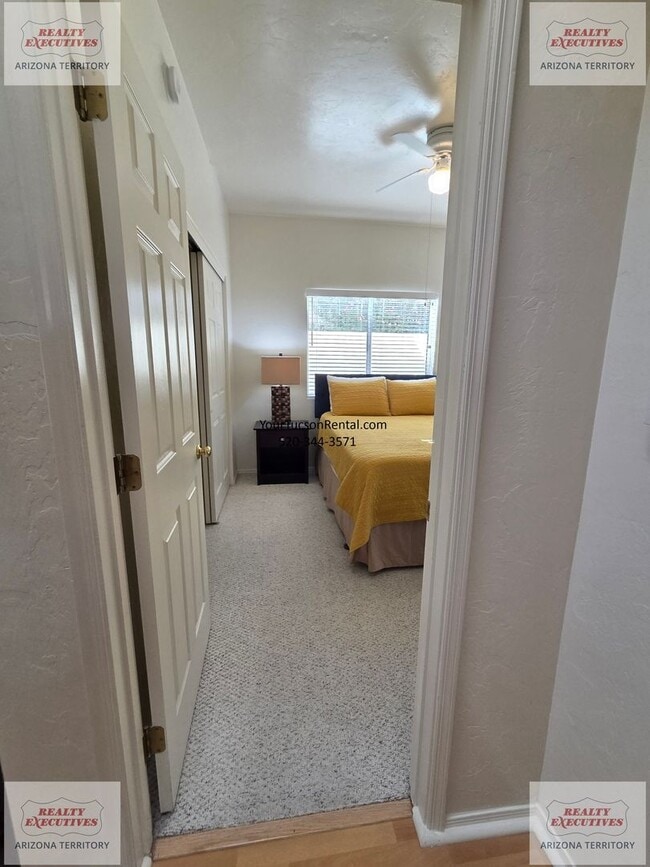 Building Photo - NE off Wrightstown & Pantano 3/2 with pool, patio and loads of upgrades