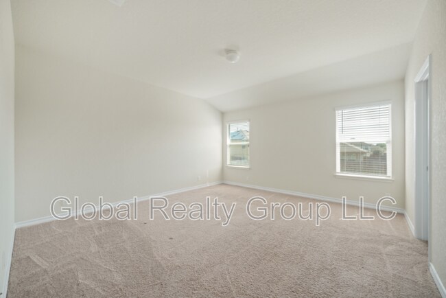 Building Photo - 213 Gravel Gray