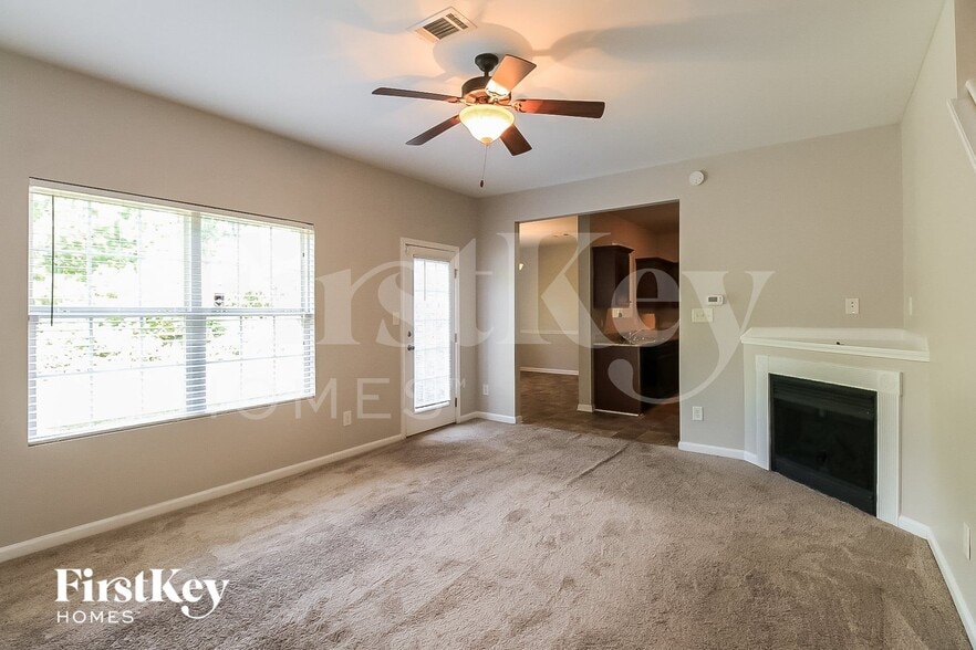 Building Photo - 620 Beaujolais Ct