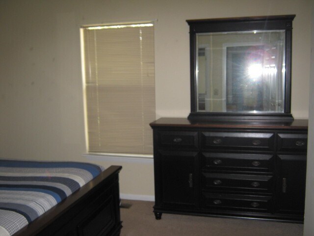 Building Photo - Lakewood Commons