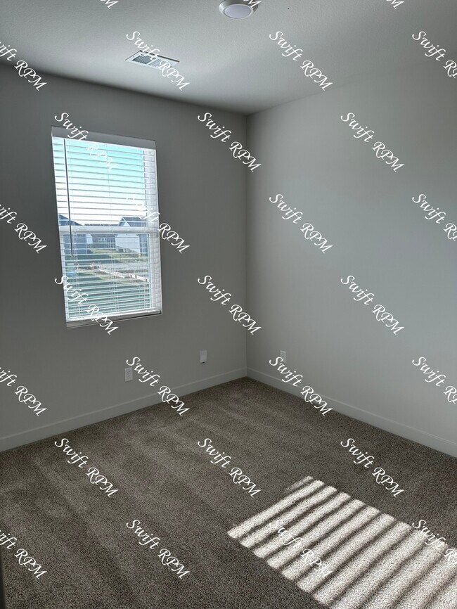 Building Photo - 12428 S Parkwood Ln