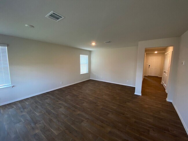 Building Photo - 2023-BUILT ONE STORY, 3 BEDROOM, 2 BATH