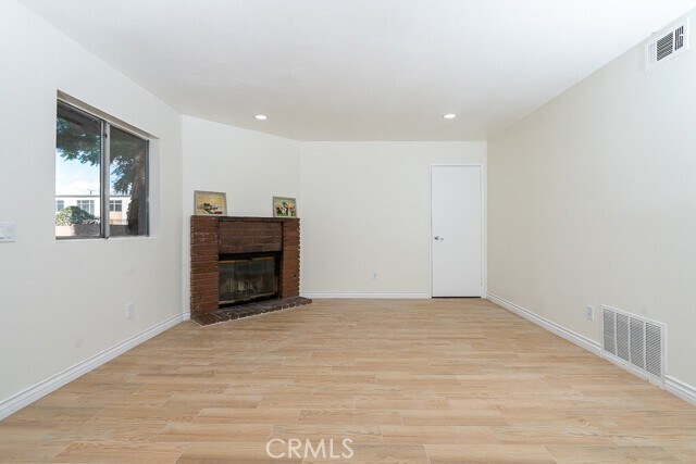 Building Photo - 1251 S Meadow Ln