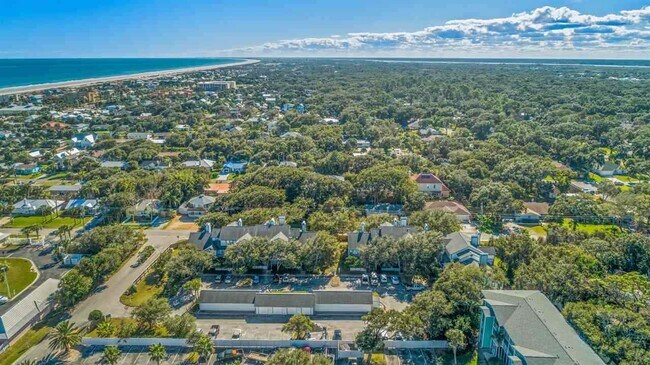 Building Photo - 200 16th St