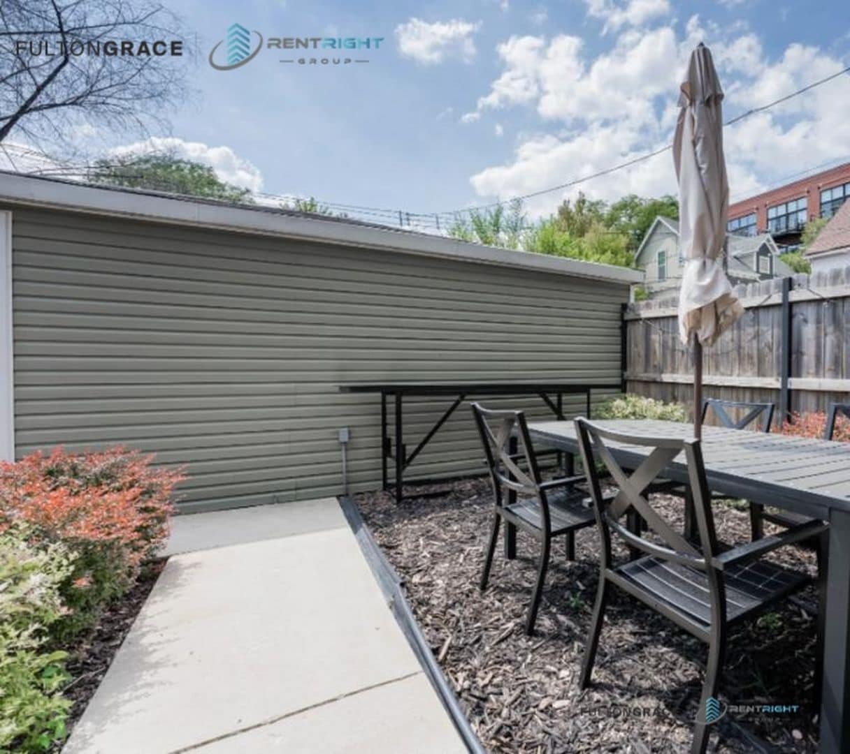 Building Photo - 2651 W Armitage Ave