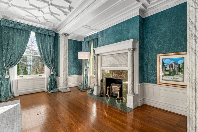 Building Photo - 5135 Ellsworth Ave