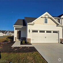 Building Photo - 3455 Bushwillow Dr