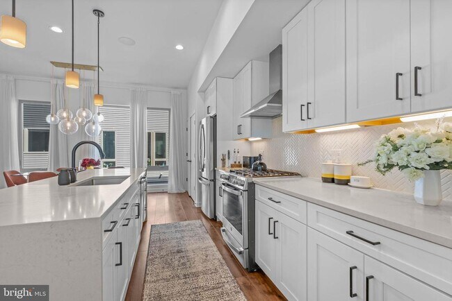 Building Photo - 3121 Sunrise Walk