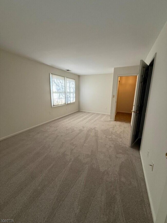 Building Photo - 5111 Austin Ct