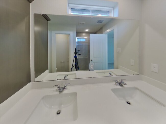 Building Photo - 22743 Terrazzo Dr