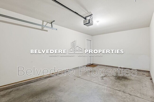 Building Photo - 36 Ackland Dr