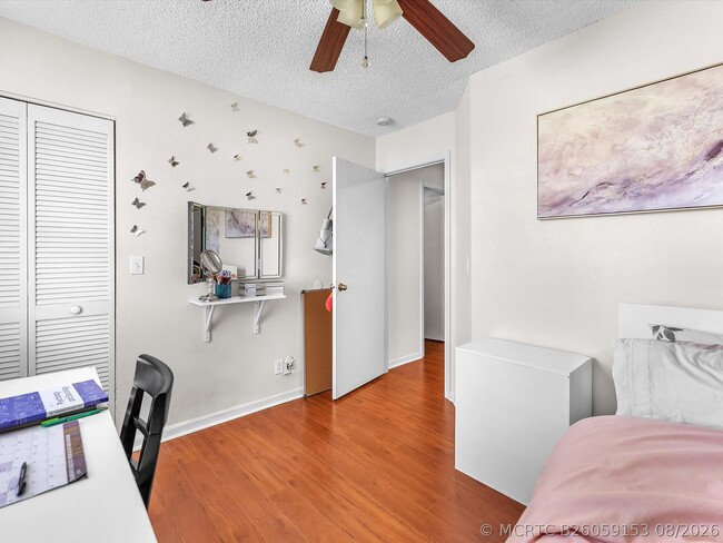 Building Photo - 9850 NW 57th Manor
