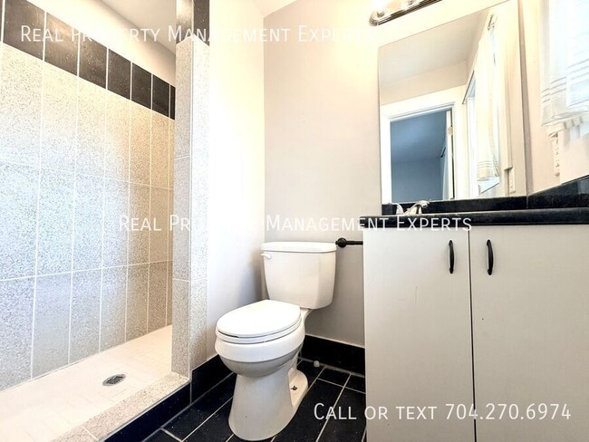 Building Photo - 3819 Langley Rd