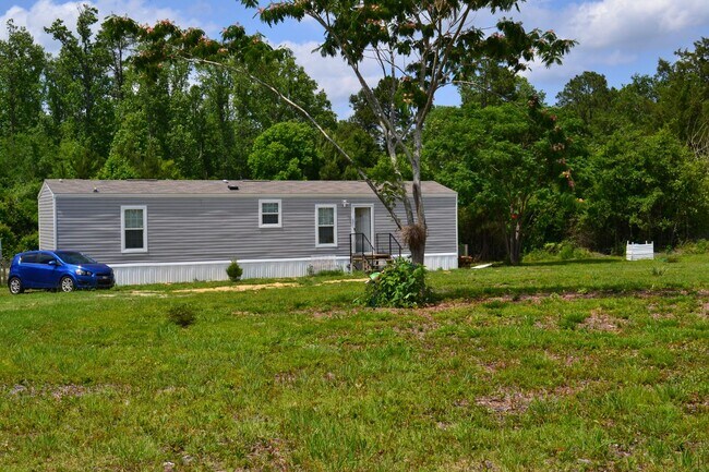 Primary Photo - 155 Liles Dr