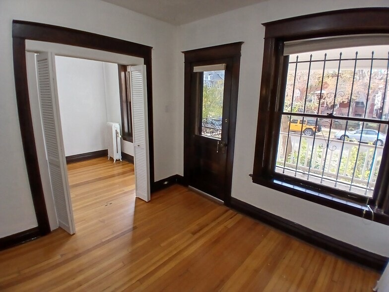 Building Photo - 1248 Pennsylvania St