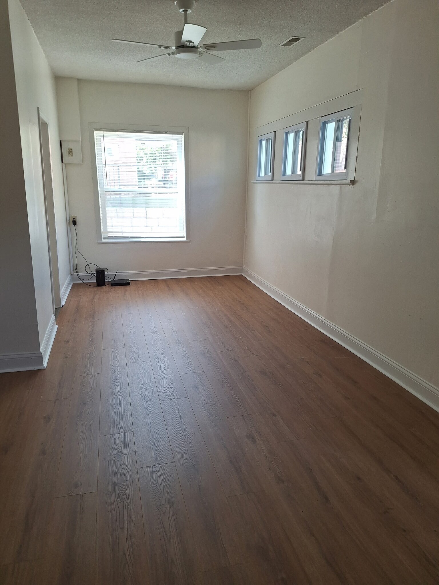 Living Room - 1220 Louisiana St