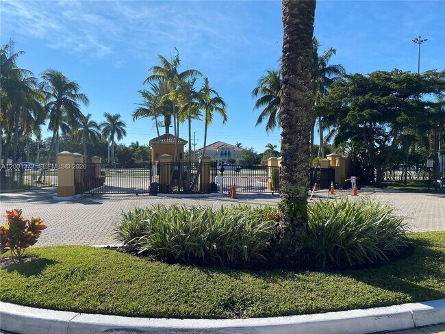 Building Photo - 9645 NW 1st Ct