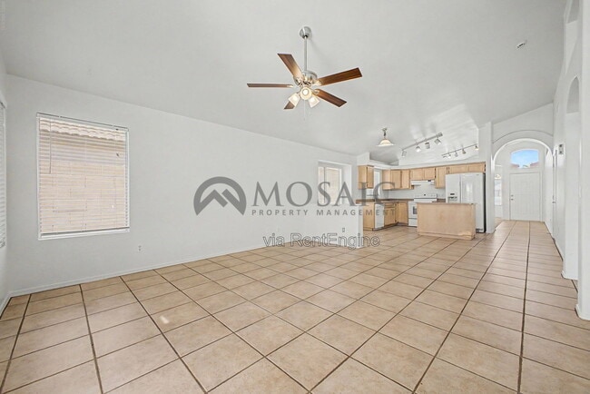 Building Photo - 8359 W Bluefield Ave