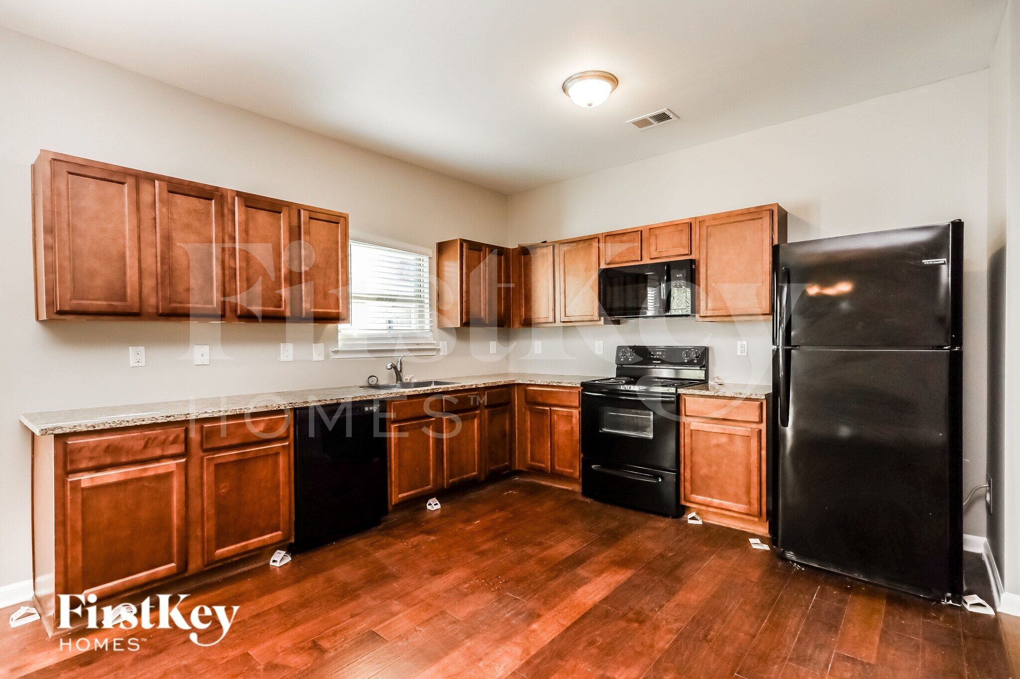 Building Photo - 1317 Bass Ln