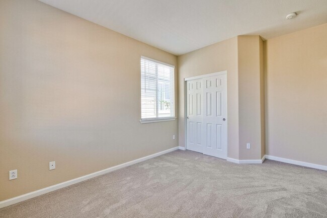 Building Photo - 309 Rayos Del Sol Dr