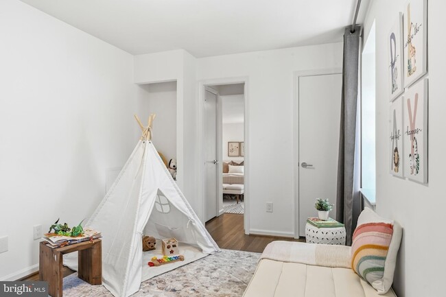 Building Photo - 9312 Sprinklewood Ln