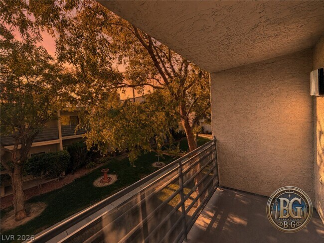 Building Photo - 6250 W Flamingo Rd