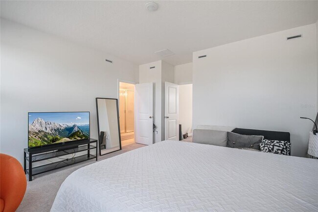 Building Photo - 4377 Small Creek Rd