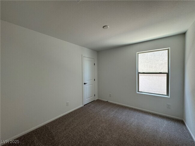 Building Photo - 5331 Barcola Ave