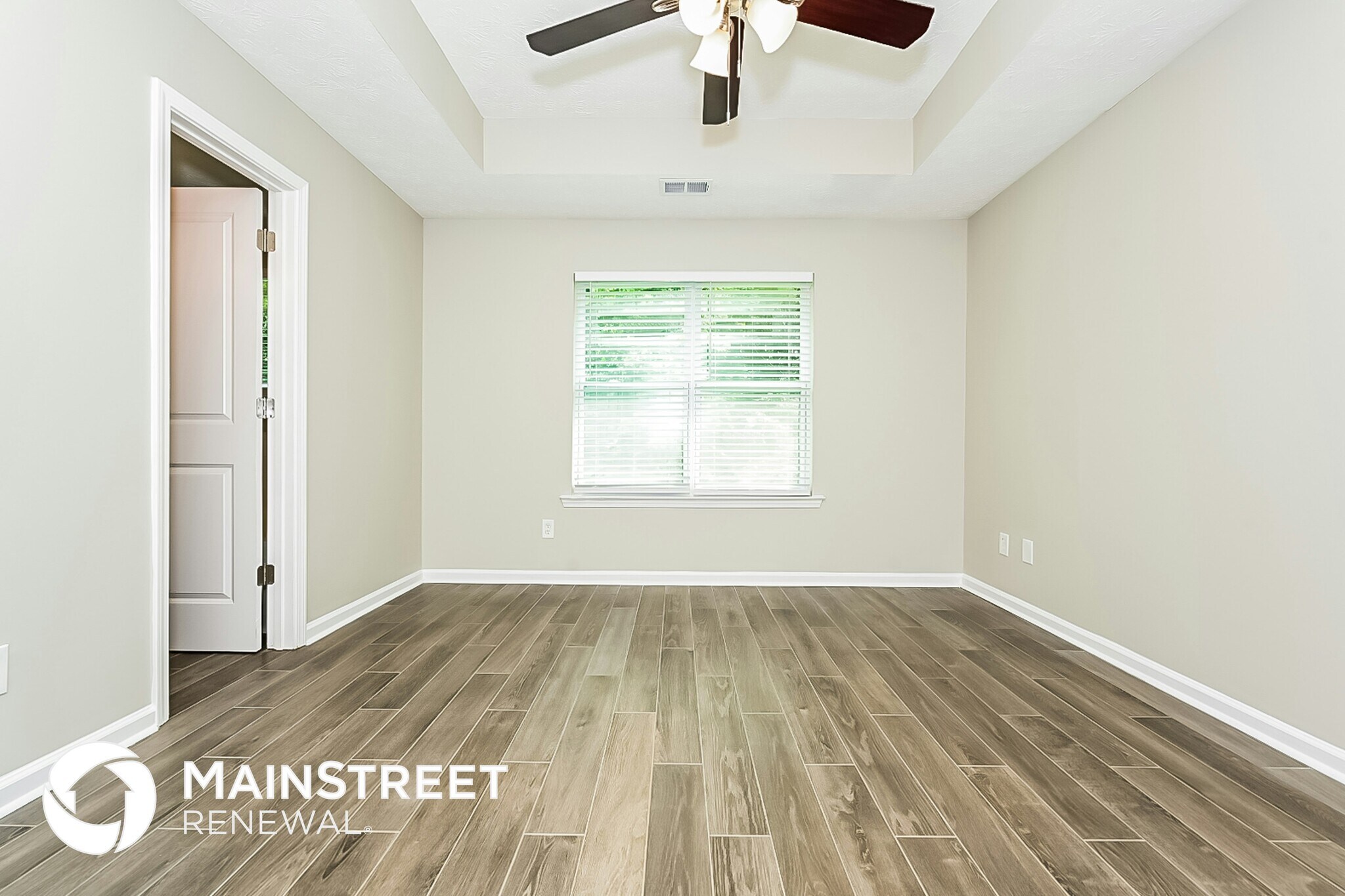 Building Photo - 350 Summer Hill Cir